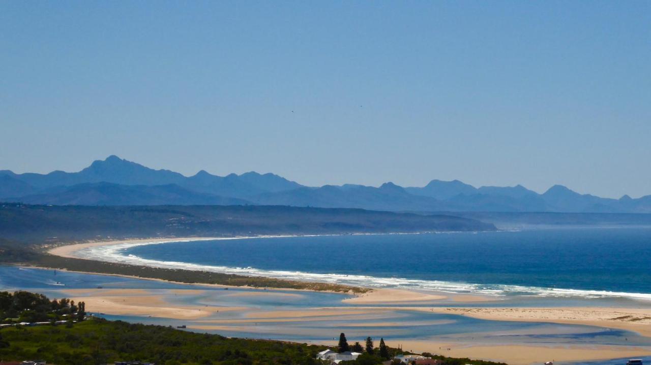 La Vista Lodge Plettenbergbaai Buitenkant foto