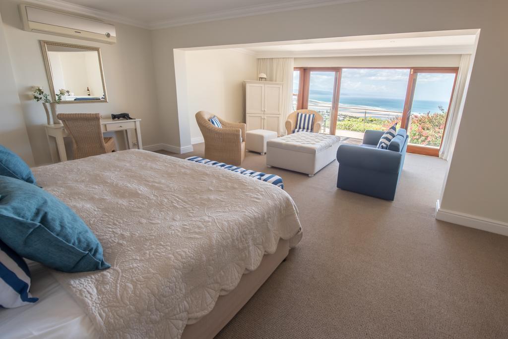 La Vista Lodge Plettenbergbaai Buitenkant foto